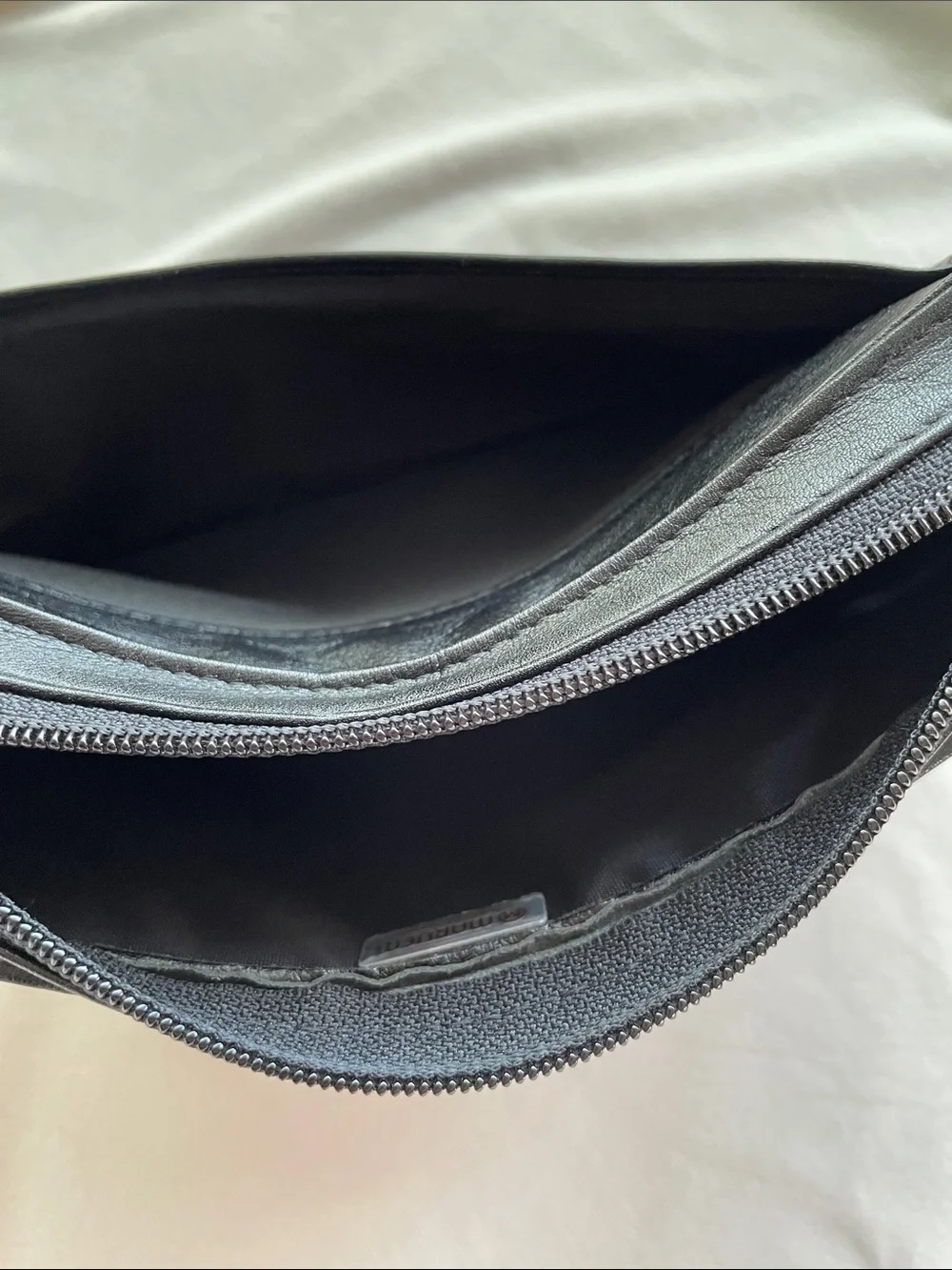 Rare New Vintage Maruem Japan Men's Leather Wristlet Carry All Bag Pouch Wallet
